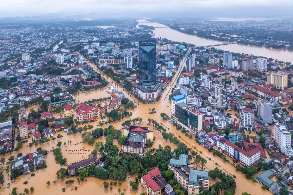 lu lut tai hue_hue ngap lut_mua lu tai hue_o che năng_o che mau_o lech tam_o du che mua nang tai hue18.jpg